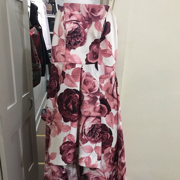 Semi formal dress(high low) - Picture 2 of 2